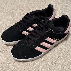 Adidas Women’s Gazelle US Size 5/6